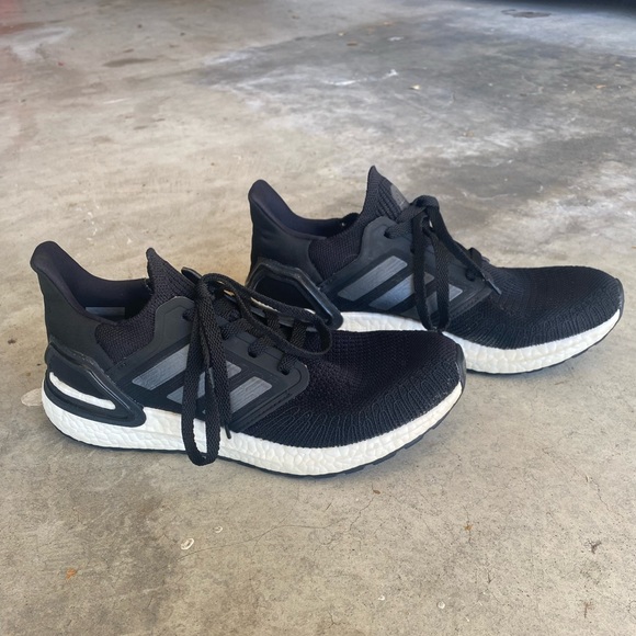 SOLD Adidas 2020 Ultraboosts Size 10 - Picture 2 of 4